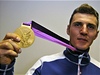 Jaroslav Kulhavý se zlatou olympijskou medailí.