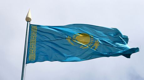Kazaská vlajka - ilustraní foto.