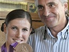 Bkyn Zuzana Hejnová, bronzová medailistka z olympijských her v Londýn. Vedle ní je herec a moderátor Jan enský 