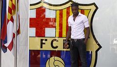 Nová kamerunská posila fotbalist� Barcelony Alex Song z Arsenalu 