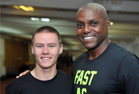 Carl Lewis v Praze. Setkal se s ním i Pavel Maslák.