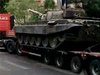 Slovenský poslanec zaparkoval tank u Biakovy vily