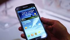 Samsung pedstavil nov telefon Galaxy Note II