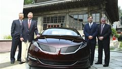 Americký Ford začne v Číně prodávat luxusní vozy Lincoln 