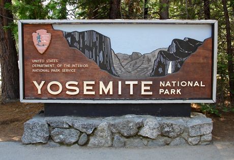 Vstup do Yosemitského národního parku 