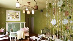 Také interiér restaurace zdobí plody olivovník�.