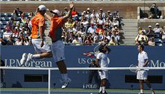 Tenist USA a Austrlie se udreli v elitn skupin Davis Cupu