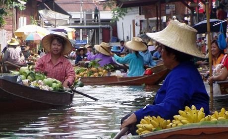 Plovouc trhy v Thajsku