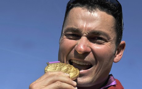 Jií Jeek získal v Londýn zlato v silniní asovce a s jedenácti medailemi je nejúspnjím cyklistou v historii paralympijských her