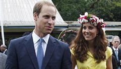 Princ William potvrdil, e ek s manelkou Kate dt