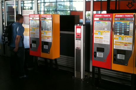 Automaty na jízdenky (ilustraní foto).