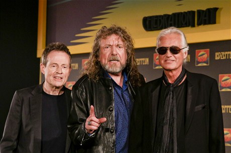 John Paul Jones, Robert Plant a Jimmy Page ped projekcí filmu Celebration Day