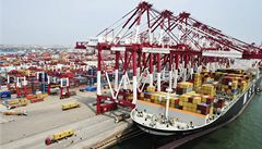 Čína plánuje postavit největší přístav na světě