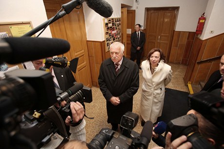 Prezident Václav Klaus pi senátních volbách 