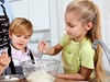 Děti se při vaření naučí kreativitě, kritickému myšlení a spolupráci.