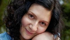 Martha Issová s dcerou Franti�kou, kterou má s re�isérem Davidem Ond�í�kem.