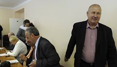 Povolební situaci hodnotil v Ústí nad Labem krajský výbor KS�M, v jeho� �ele stojí Old�ich Bubení�ek.