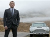 Daniel Craig a Aston Martin v bondovce Skyfall