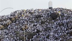 Pouť do Mekky vrcholí. Muslimové se připravují na kamenování Satana