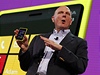 éf Microsoftu Steve Ballmer s novým modelem Nokia Lumia 920