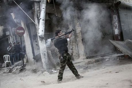 Protitankový granátomet  v ulicích Aleppa