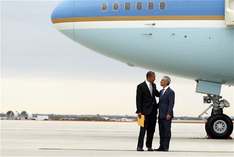 Starosta Chicaga Rahm Emanuel vt Baracka Obamu 