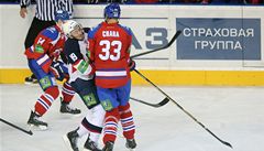 Jeden z nejtvrdších střetů KHL: Chára sestřelil Šatana