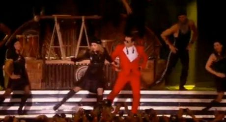 Madonna a zpvák PSY taní Gangnam Style