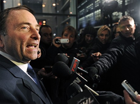 Komisa NHL Gary Bettman 