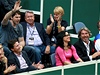 Známý tenisový fanouek je i Jaromír Jágr (vlevo). V lói sedí i podnikatel Tomá Chrenek (druhý zprava) a zcela vpravo ministr financí Miroslav Kalousek.