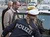 Rakouská policie zadrela Pavla Vondroue s Philippem Janýrem ve Vídni