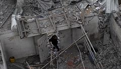 Izrael zaútoil na sídlo vlády Hamasu, budova je zniena
