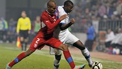 �esko - Slovensko.  Theodor Gebre Selassie z �R (vlevo) a Karim Guédé ze Slovenska