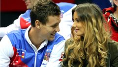 Tomá Berdych a jeho pítelkyn Ester Sátorová.