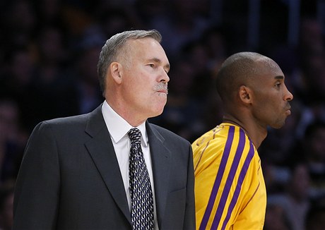 Kobe Bryant s novým trenérem LA Lakers