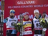 Bci na lyích Martin Johnsrud Sundby (uprosted), Alexej Poltoranin (vlevo) a Marcus Hellner