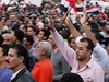 Egypané protestují proti Mursímu.