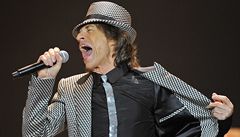 Mick Jagger a jeho gesta b�hem koncertu v Londýn� - díl 1.