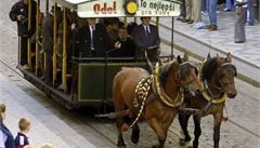 První tramvaj vyjela před 180 lety, táhli ji koně 