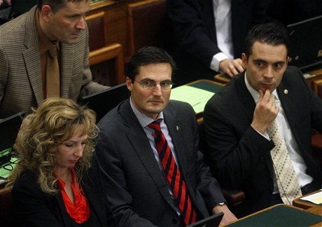 Poslanci Jobbiku v maarském parlamentu
