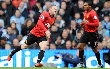 Manchester United (Rooney).