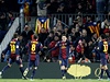 Fotbalista Barcelony Lionel Messi (druhý zprava) se raduje z gólu