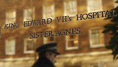 Vedení nemocnice krále Edvarda VII., kde Saldanhaová pracovala, ji ozna�ilo za prvot�ídní o�et�ovatelku.