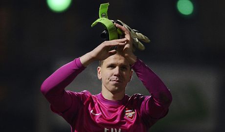 Smutný branká Arsenalu Wojciech Szczesny