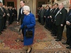 Britská královna se poprvé zúastnila zasedání vlády