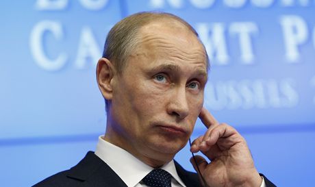 Vladimir Putin na vrcholn schzce mezi EU a Ruskem, kter se kon v Bruselu.