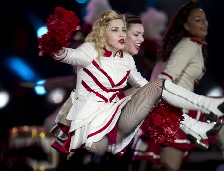 Madonna na koncertu turné MDNA, Rio de Janeiro, 2. prosince 2012