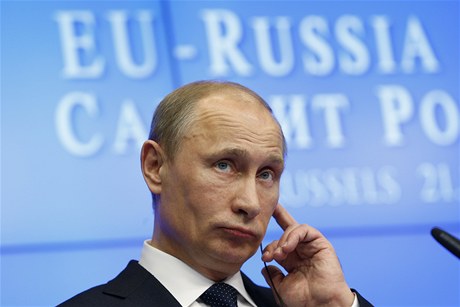 Vladimir Putin na vrcholné schzce mezi EU a Ruskem, která se koná v Bruselu.