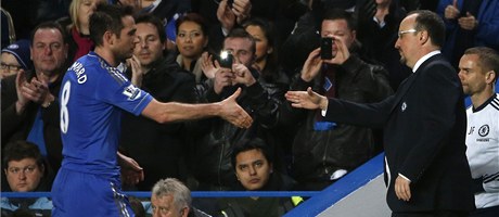 Chelsea. Lampard a Benítez