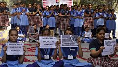 Osm Indů znásilnilo čtyři dívky. Unesli je z klášterní školy